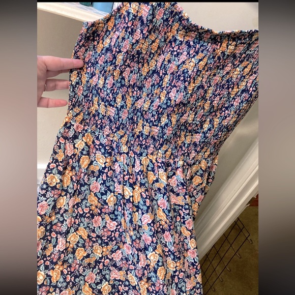 Old Navy Summer Dress - Picture 2 of 5